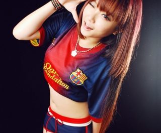 Em gái xinh xinh cute fan Barcelona